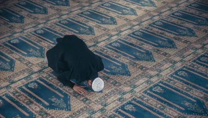 Cuma Namazı Saati ve Kılınış Şekli: 12 Eylül Detayları