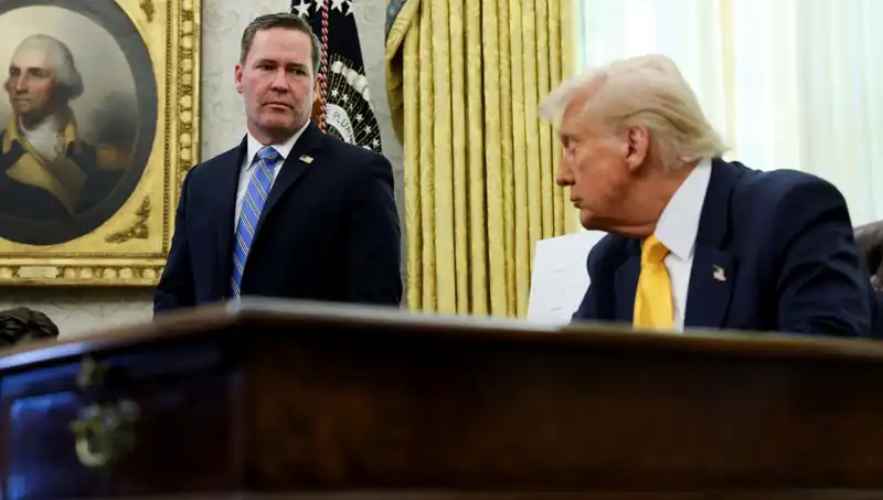 ABD'de Trump Danışmanının Savaş Planı Skandalı: Sorumluluk Aldı