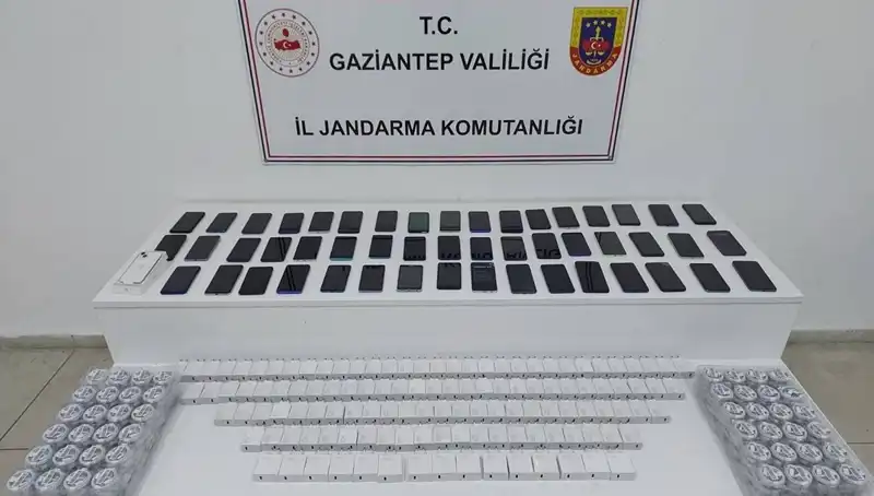 Gaziantep’te Tam 1,3 Milyon TL’lik Kaçak Telefon Operasyonu