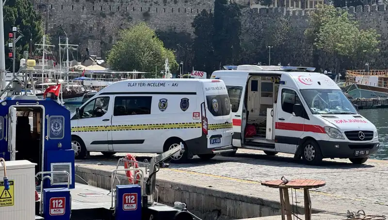Antalya'da Denizde Bulunan Erkek Cesedi Hayatları Vurdu: Olay Ne Anlama Geliyor?
