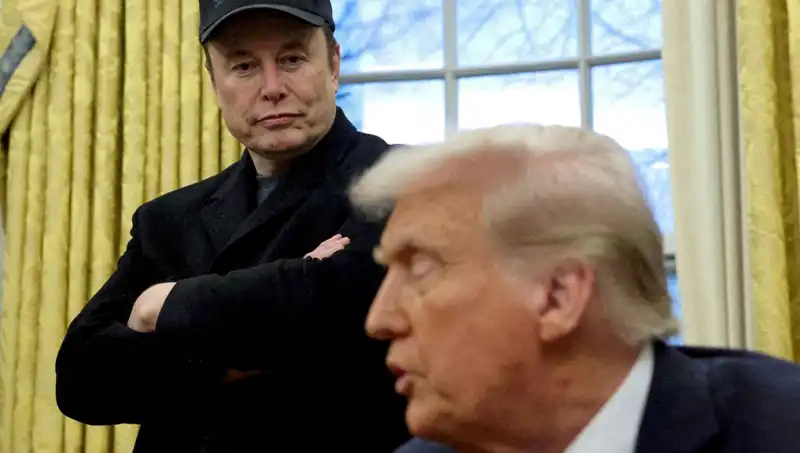 Elon Musk, Trump Kabinesinden Ayrıldığını Açıkladı: Gözler Gelecekteki Planlarına Çevrildi