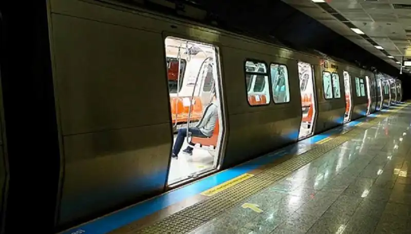 İstanbul'da Metro Durakları Neden Kapatılıyor? Tüm Ayrıntılar Burada!
