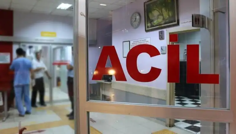 Burdur'da Bıçaklı Kavga: Bir Kişi Ağır Yaralandı, Olayın Detayları Şok Edici!