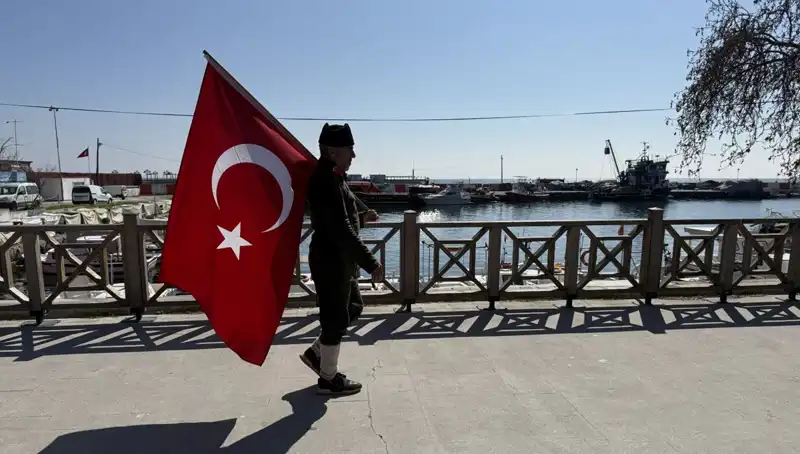 İstanbul'dan Çanakkale'ye Şehitler İçin 7 Yıldır Yürüyüş Süren Yolculuk