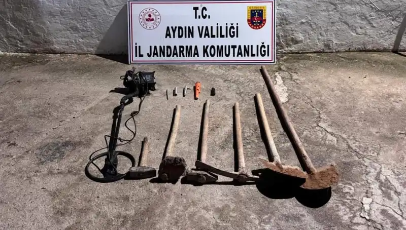 Aydın’da Kaçak Kazı Yapan Çete Suçüstü Yakalandı!