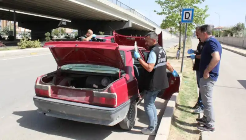 Hırsızın Yakıt Sorunu: Çaldığı Aracın Yerine Yenisini Aldı!