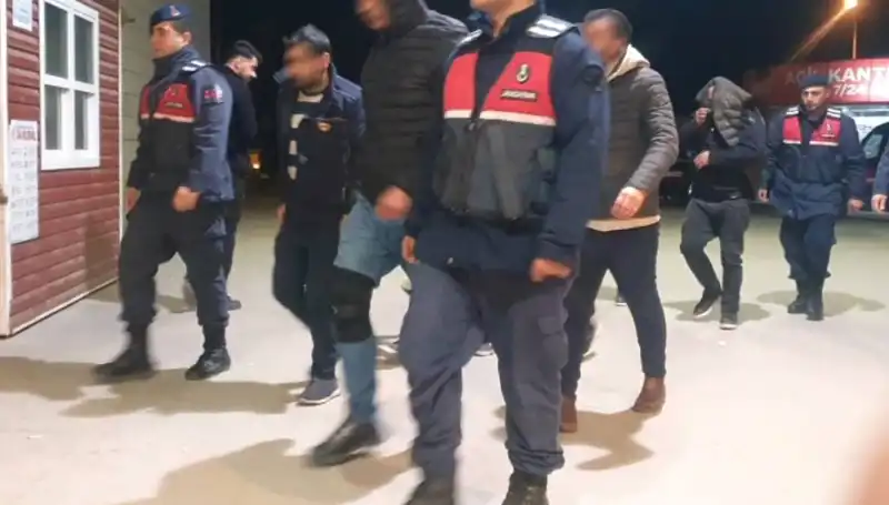 Bağ Evinde Korkunç Uyuşturucu Partisi: Polisi Şok Eden Baskın