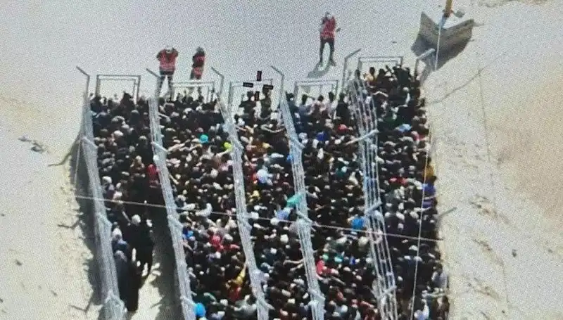 Gazze'deki Görüntüler Nazi Kamplarını Akıllara Getiriyor: Neden Bu Benzerlik Tartışmalı?