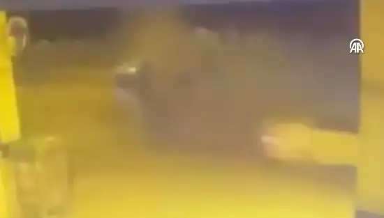 Gaziantep'te Korkunç Kazada İki Araç Kafa Kafaya Çarpıştı!