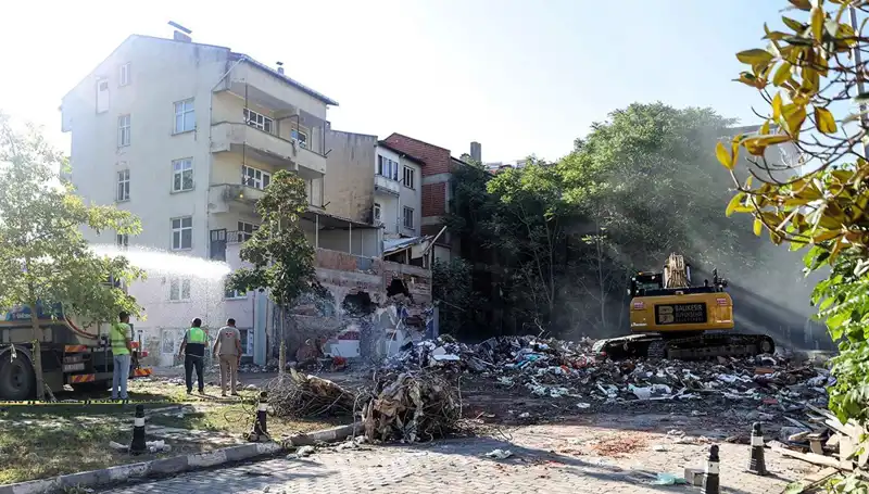 Sındırgı'da Depremler Neden Artıyor? Son Gelişmeler ve Ayrıntılar