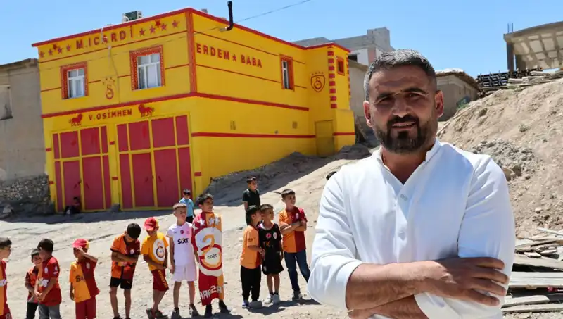 Fanatik Taraftar, Evinde Icardi'nin Ardından Osimhen Yazdırdı!
