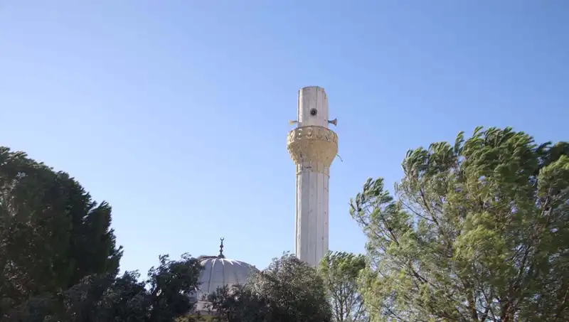 Muğla'da Fırtına, Minare Külahını Havada Uçurdu