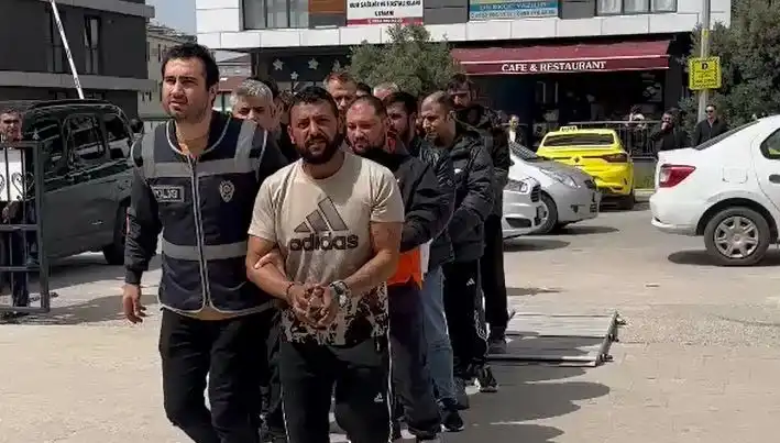 Edirne'de Şok Operasyon: Yedi Firari Suçlu Yakalandı!