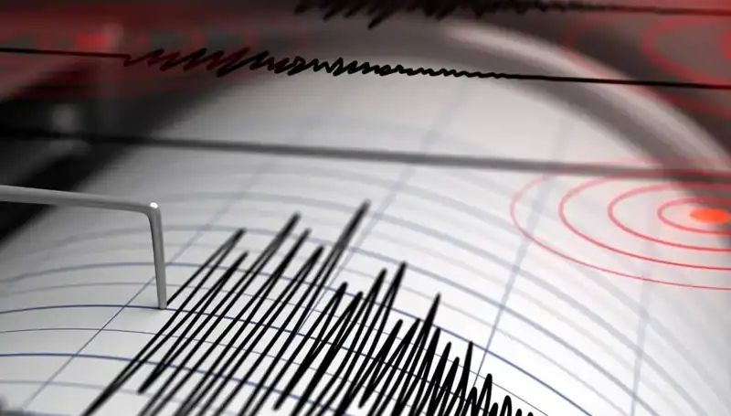 Manisa'da Beklenmedik Deprem: 4 Büyüklüğünde Artçı Sarsıntı Şok Etkisi Yarattı