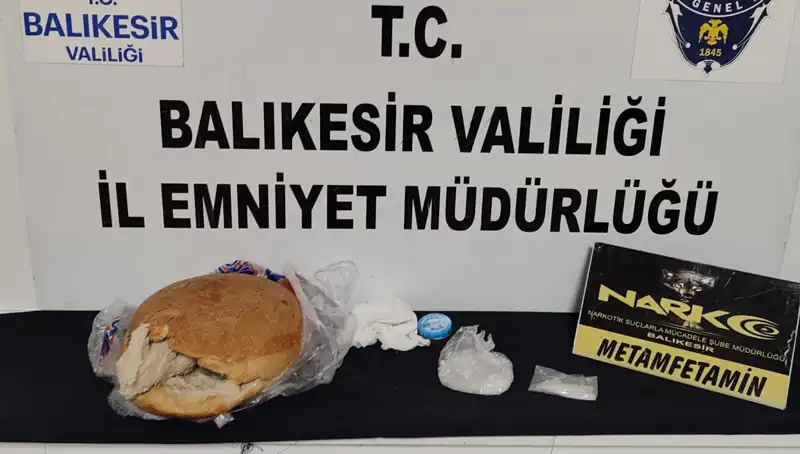 Ekmeğin İçine Gizlenen Uyuşturucu: Polisi Şaşırtan Operasyon!