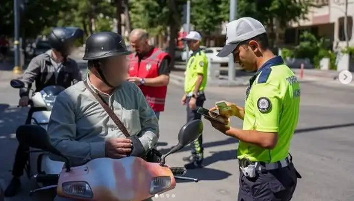Isparta'da Trafik Denetimleri: Güvenli Sürüş için Önlemler Artıyor