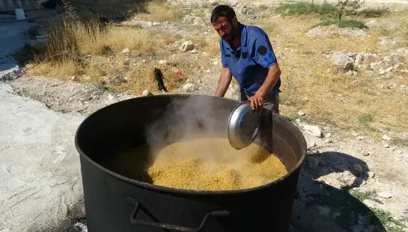 Her Yıl Tekrar Eden Geleneğin Adı: Kazanlar Kaynamaya Başladı!