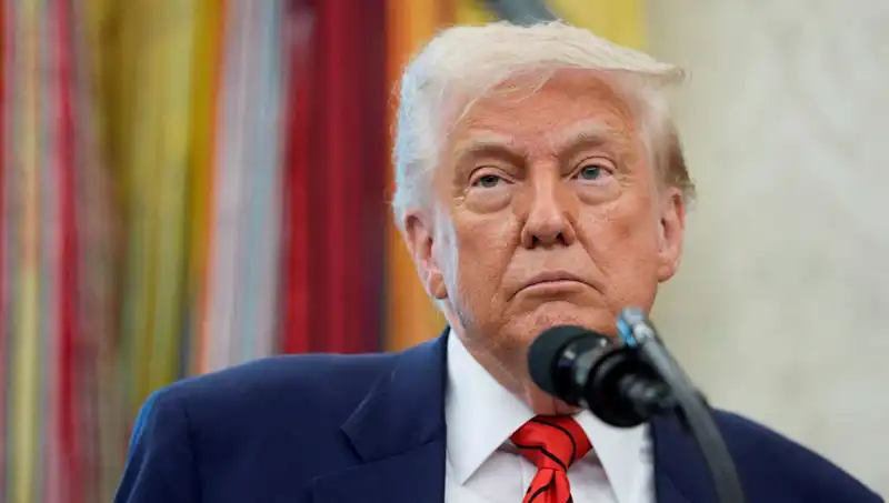 Trump’ın G7 Zirvesinden Ani Ayrılışı: Beyaz Saray'da Acil Toplantı Gerçeği