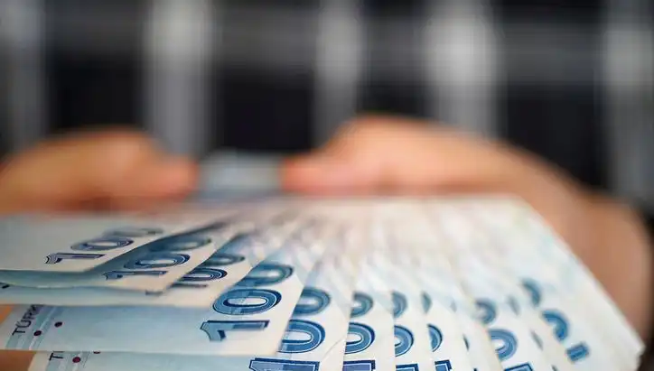 Emekli Promosyon Kampanyalarında Temmuz 2025 Heyecanı: Hangi Banka Daha Fazla Kazandırıyor?